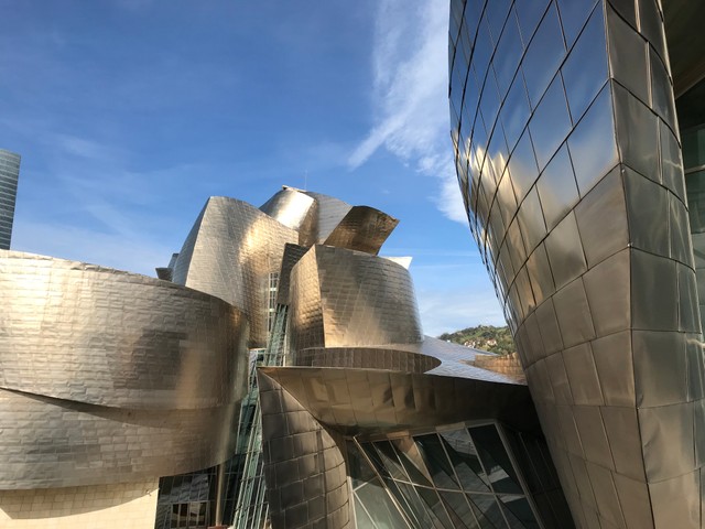 GUGGENHEIM MUSEUM IN BILBAO IS MADE OF TITANIUM